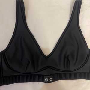 Alo sports bra